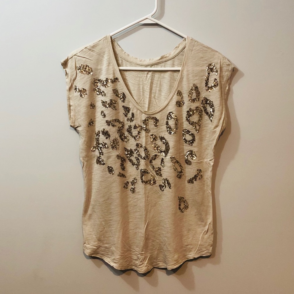 Express Leopard Pattern Sequin T-Shirt EUC